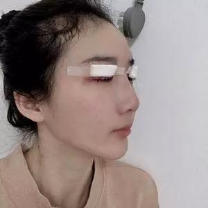 成都中医大银海何军怎么样?
