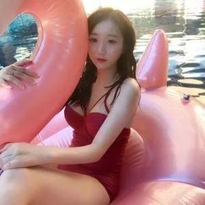 成都中医大银海何军怎么样?